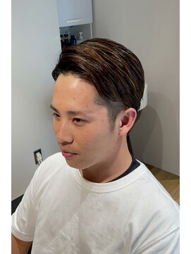 オーラム(OORAM) ツーブロック＋ハイライト