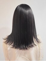 ロッコ バイ ヘアブランド リョウ(Rocco by hair brand RYO) 切りっぱなし外ハネロング