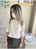 ホワイトグレーバレイヤージュ
