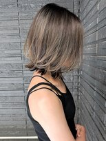 トルネード(TORNADO)&nbsp;外ハネボブ外国人風ハイライトバレイヤージュ　n9.24