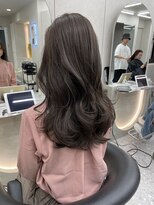 ロンドメリア 天神大名店(Lond Melia)&nbsp;★斜めバングミディアムヘアグレージュカラーシルキーベージュ★
