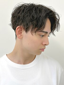 ロンドガルマン 名古屋(Lond GULLMAN) 【Lond GULLMAN江村】大人緩めウェーブパーマ/センターパート