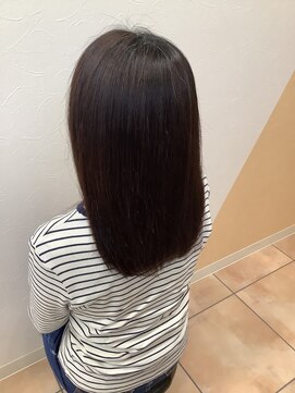 スプルース(spruce) 艶ストレートヘア