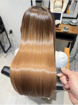 アーバン(URBAN.) 黒髪/グレージュカラー/縮毛矯正/髪質改善