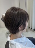 手ぐしでまとまるショートスタイル