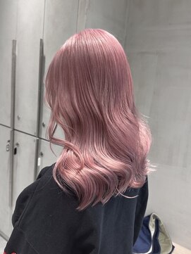 ヘアスペース リズム グリーン(Hair space Rizm green) ホワイトピンク