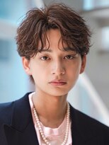 オーシャントーキョーオーバー 渋谷(OCEAN TOKYO OVER) 黒髪韓国波巻きフェザーパーマシースルーセンターパート