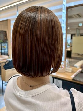 フリップビーアヴェダ(FLIP B AVEDA) 本八幡×オーガニックカラー×シンプルボブ×艶髪