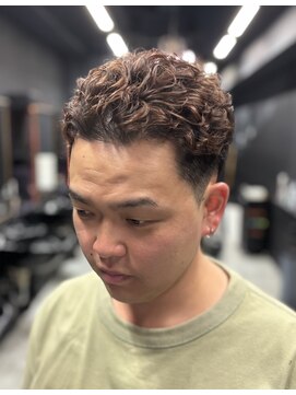 ルーダス(Rudus) スタンダードパーマ×刈り上げスタイル