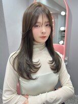 ボタン シブヤ(VOTAN SHIBUYA)&nbsp;韓国ヘア/顔まわりレイヤー/顔まわりカット/前髪あり