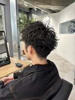 ノーム バイ アウラ(norm. by aura) メンズパーマスパイキーショートピンパーマツイスパ