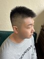 アクシス 津田沼(AXIS) 清潔な印象を与えビジネス~カジュアルで人気なフェードカット