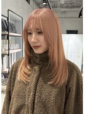 ピンクベージュ×ナチュラルレイヤー