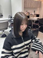 hyon myon/RISEbyREVO 綾瀬店【ヒョンミョン】&nbsp;ハッシュカット/デザインカラー/グレージュ[綾瀬駅/韓国ヘア]