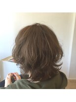 カタチヘアー(HAIR)&nbsp;夏。。。青空と緑。。。ミディアムレイヤーのカタチ。。。