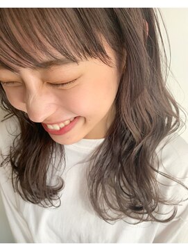 ムク(MUKU) 暗そうで実は暗くない髪