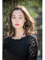 アクアオモテサンドウ(ACQUA omotesando)&nbsp;大人可愛いカーキベージュのロングボブ【熊谷安史】