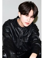 トレイル バイ ローバー(trail by ROVER)&nbsp;コンパクトなセンターパートスタイル