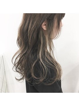 アッシュ 日野店(Ash) ハイライトカラー