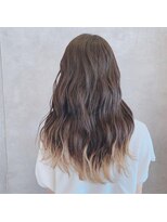 フィオーラ(Fiora)&nbsp;裾カラー×ブロンドベージュ