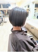 ミニボブ×グレージュカラー