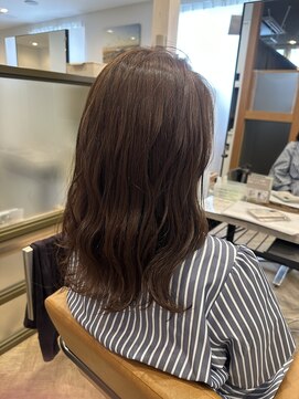 プラス ファースト ヘア(Plus 1st) レイヤーカット×ウェーブ巻き