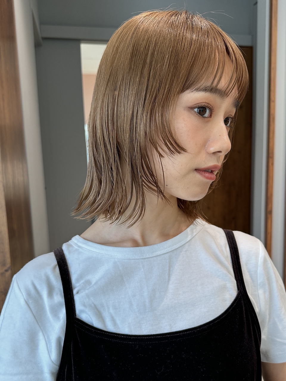 外ハネボブ 顔周りレイヤー ステップカット レイヤーボブ 表参道