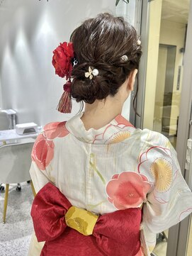 ゼストララ(ZEST Lara) 浴衣シニヨンアレンジ【吉祥寺】