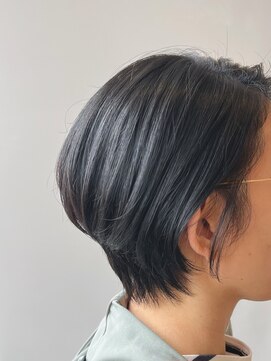 レシェル 松阪(RECIEL) 大人オフィスショートボブ