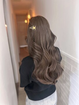 カシェ マエノヘタ(Cashe'e MAENOHETA) 透明感冬っぽグレージュ