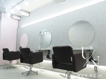 UN BLEACH 大宮駅東口店 インナーカラー&ダブルカラー