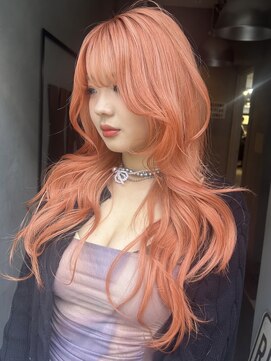 ジーナ(XENA) ハッシュカット　オレンジヘア