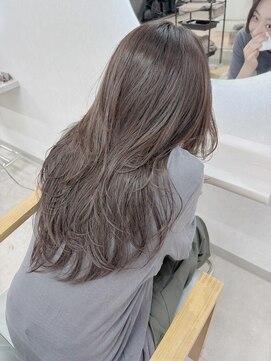 フェブリエ(Fevrier) 透明感グレージュ レイヤーカット  暗めカラー デザインカラー