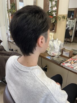 コアフィールフィス(COIFFURE fils) 【見附　今町】サイド刈り上げ　アップバング　似合わせ