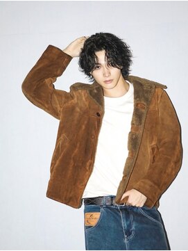 アストラ(ASTRA) MEN’S HAIR/波巻きツイストスパイラル/リバースセンターパート