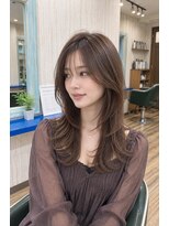 ルートヘア 辻堂店 辻堂レイヤーカット|顔周りレイヤー×大人ロング