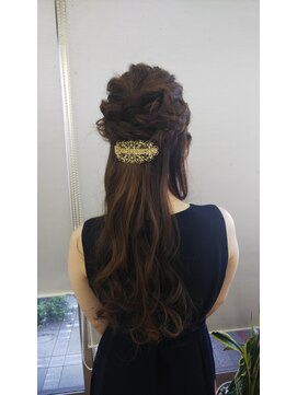 美容室 ブークル(BOUCLE) ハーフアップ