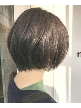 マカナ(makana) ショートボブ