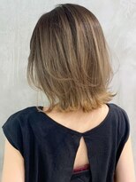 アイティー バイ アルバム 浦和店(IT by ALBUM)&nbsp;くすみベージュ秋色オリーブカラー_ba302221