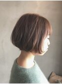 ショートボブ