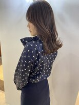 グランドライン(GRAND LINE)&nbsp;くびれロングレイヤー韓国小顔　アッシュブラック