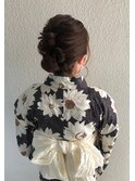 浴衣 サイド 少し タイト 毛先 丸く シンプル ヘアアレンジ