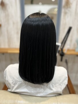 ルヴェール 茜部店(Le Vert) うるつやストレートミディアム