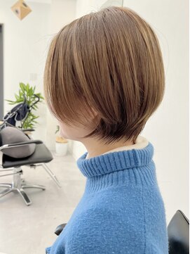スリー(Th:ree) 大人可愛い20代30代40代丸みとくびれショートボブ◎