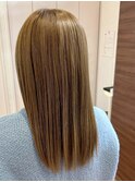 ベージュカラー