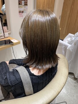 トリート 海浜幕張店(TREAT) 切りっぱなし×ハイライトカラー