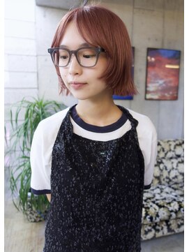 イェン(Yen.) ピンクベージュレイヤーボブ