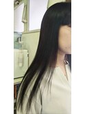 黒髪ストレートロング