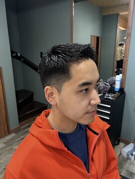 スタンドバーバー 柏(STAND BARBER) MEN’S/リバースセンターパート/ニュアンスパーマ/柏