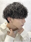 渋谷波巻きパーマ束感ツイストスパイラル無造作メンズパーマ色気